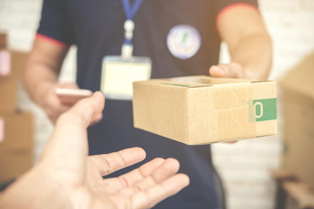 Amazon FBA and FBM: What Are They and What Are the Differences?